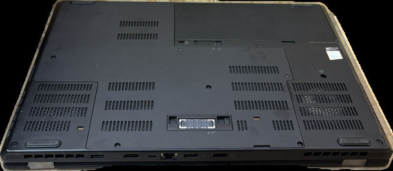 Lenovo ThinkPad P50 i7-6820HQ@2.7 QUADRO M1000M 2GB GPU 16GB RAM 256GB SSD  Lap200