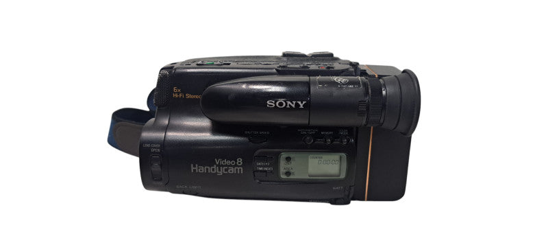 Vinatge Sony CCD-TR51 Video 8 Handycam Camcorder
