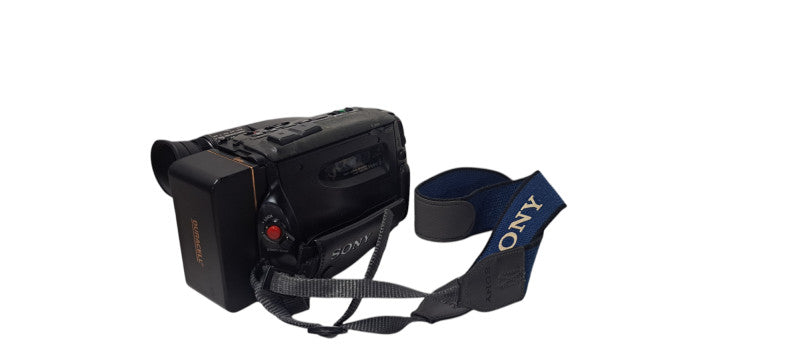 Vinatge Sony CCD-TR51 Video 8 Handycam Camcorder