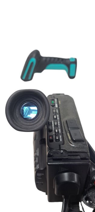 Vinatge Sony CCD-TR51 Video 8 Handycam Camcorder