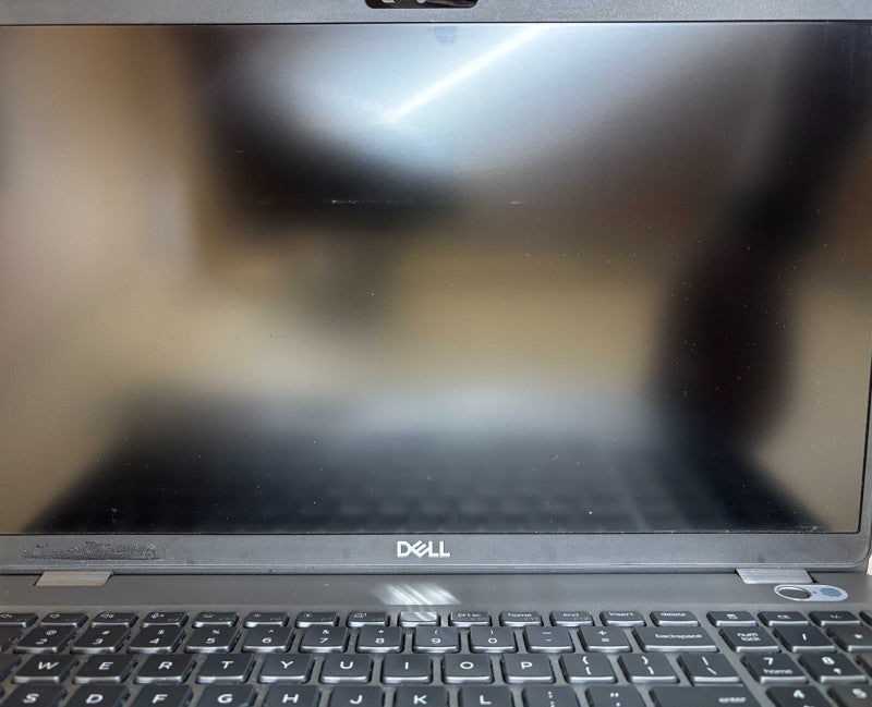 Dell Latitude 5511 Core i7-10850H@2.7GHz 16GB RAM 256 GB SSD READ  Lap200