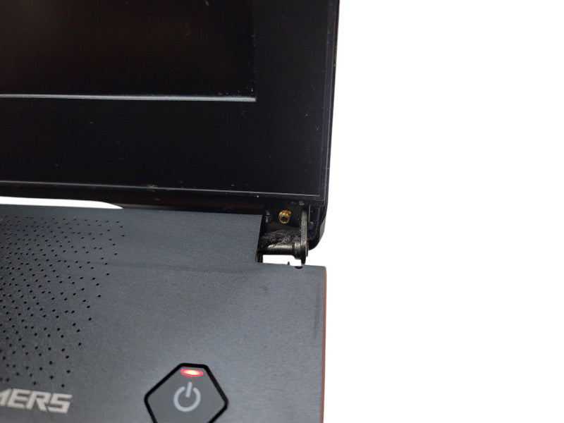 ASUS ROG Zephyrus M GM501 i7-8750H 32GB DDR4 GTX 1070 256GB SSD READ  β Lap200