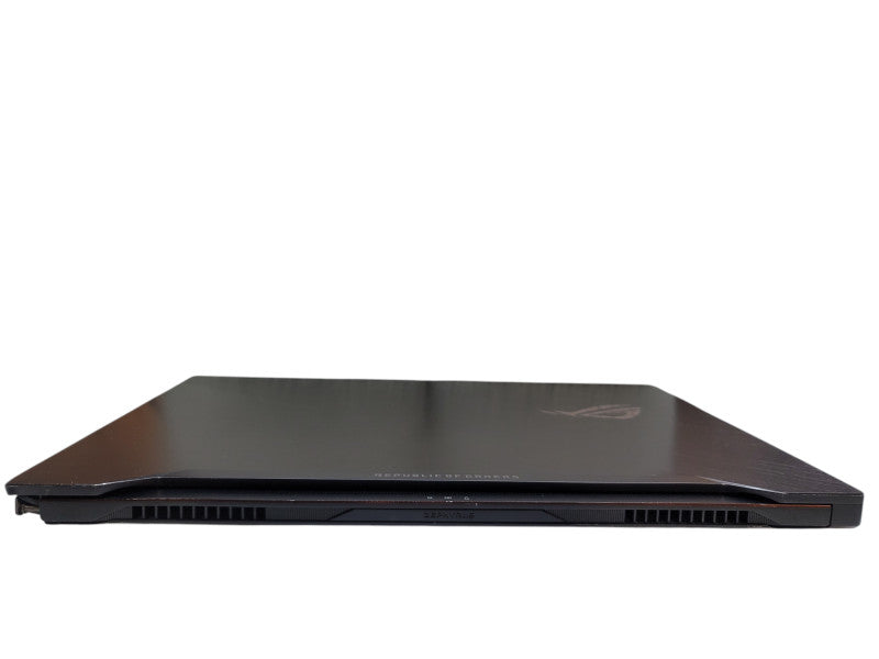 ASUS ROG Zephyrus M GM501 i7-8750H 32GB DDR4 GTX 1070 256GB SSD READ  β Lap200