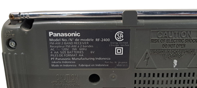 PANASONIC RF-2400D AM/FM AC/DC Portable Radio
