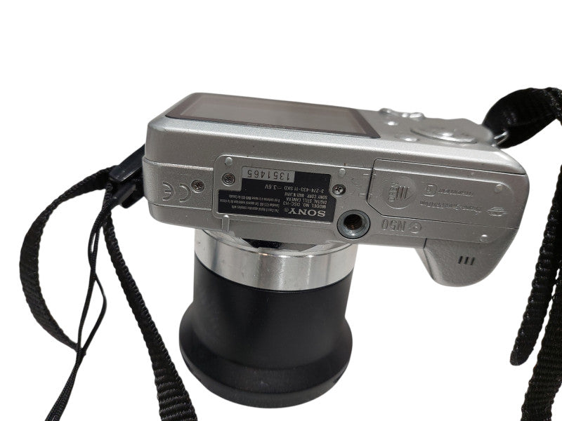 Sony Cyber-Shot Model: DSC-H3 carl Zeiss Lens  =