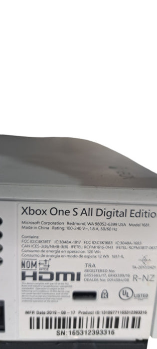 Xbox One S 1681 500GB W/ Controller| READ