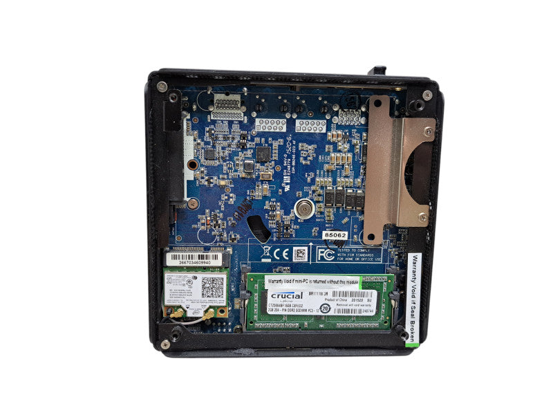Zotac ZBOX CI321NANO PC | Intel Celeron 2961Y @1.10GHz, 2GB Ram, 32GB SSD