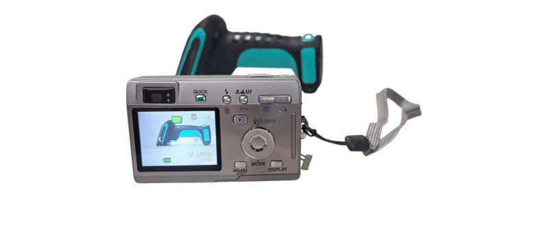 PENTAX Pentax Optio S5i 5.0MP Digital Camera W/ battery