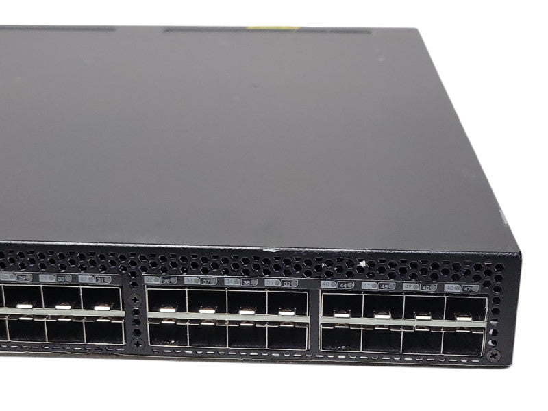 IBM SAN-Switch SAN48B-5 2498-F48 48-Port SFP+ 16G FC Switch 48 active Ports _