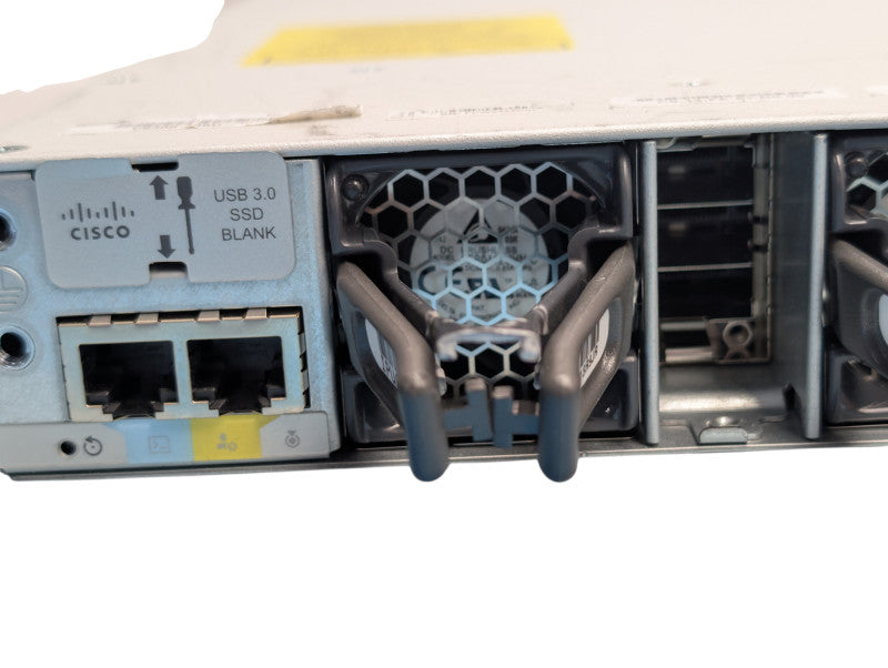 Cisco Catalyst 9300 48 UPOE Managed POE Switch C9300-48U-E v3 READ  -