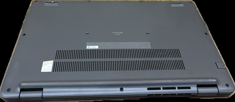 Dell Latitude 3540 Core i7-1355U@1.7GHz 16GB RAM 512GB SSD Q Lap200