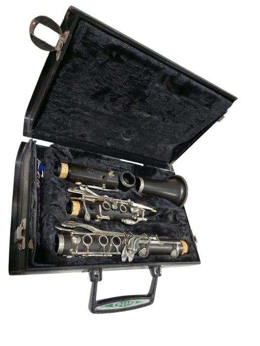 Selmer Aristicat CL600 Clarinet  =