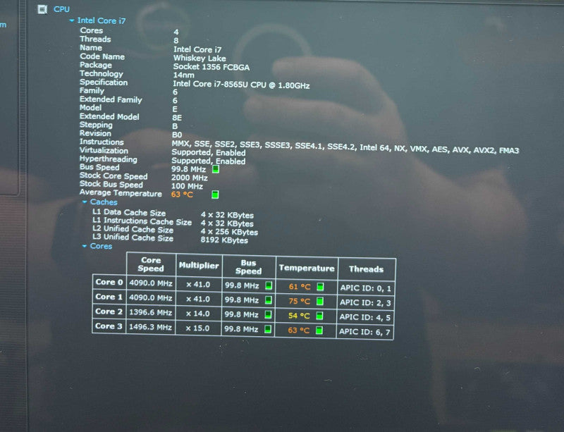 Dell Inspiron 7586 2in1 4K TOUCH i7-8565U GeForce MX150 GPU 16GB RAM 256SSD Q Lap200