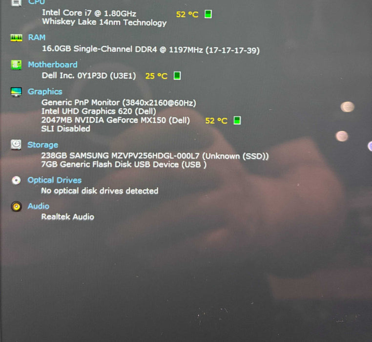 Dell Inspiron 7586 2in1 4K TOUCH i7-8565U GeForce MX150 GPU 16GB RAM 256SSD Q Lap200