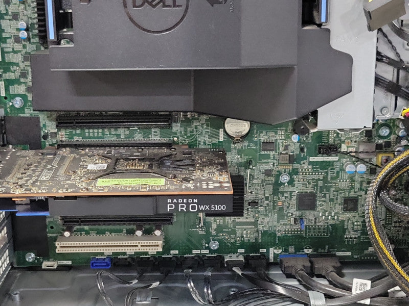 Dell T5820 Xeon W-2123 3.6GHz, 16GB RAM, AMD W5100 GPU, 250GB SSD+3TB HDD _