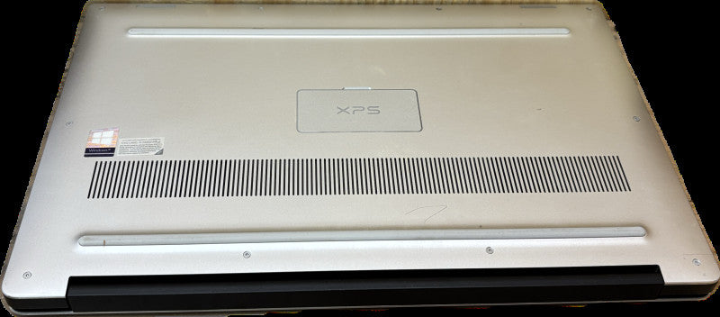 Dell XPS 15 7590 i7-9750H@2.6GHz GTX1650 4GB GPU 16GB RAM 256GB SSD Q Lap200