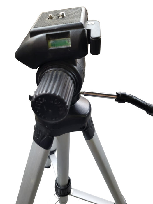 DELUXE 57-inch Camera Tripod With Extendable Legs