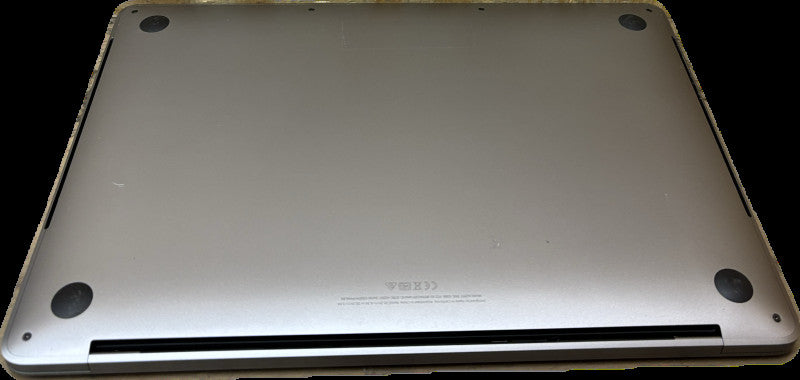 Apple MacBook Pro 13" 2020 i7-1068NG7@2.3GHz 32GB RAM 512GB SSD READ