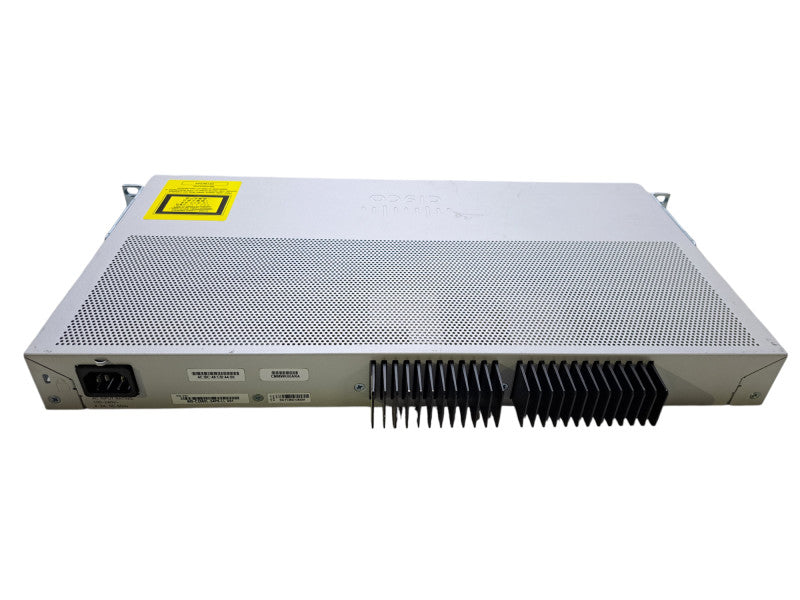 Cisco WS-C2960L-24PS-LL V01 | 24-Port Gigabit PoE+ Silent Managed Switch