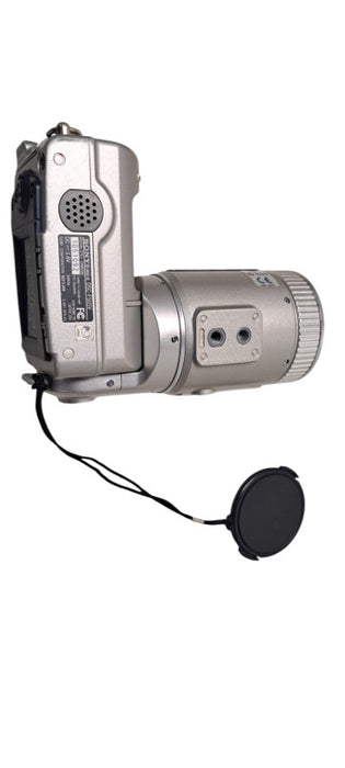 Sony Digital Still Camera DSC-F505V | READ