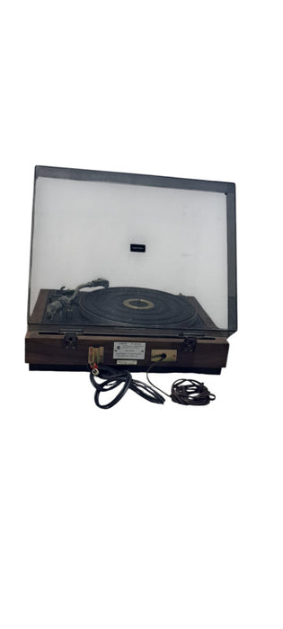 Vintage Realistic R-8000 Precision Turntable Made in Japan| READ