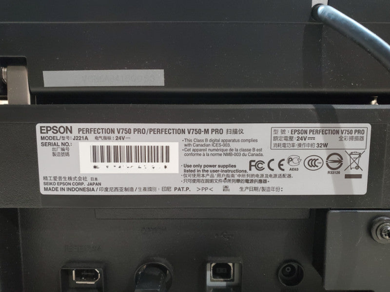 Epson Perfection V750 Pro Flatbed Document Photo Scanner J221A *READ*