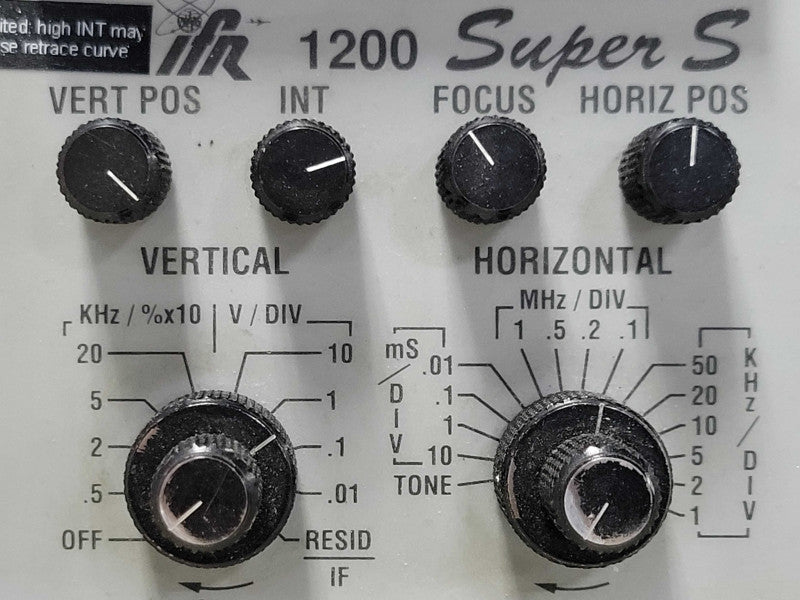 IFR FM/AM-1200S Radio Communications Analyzer, READ _