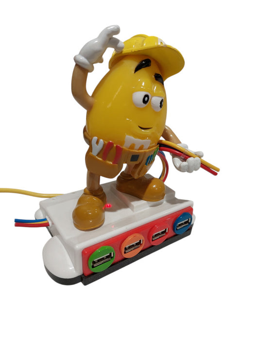 M & M's Mars, Inc. 2009 USB Hub 4 USB Ports Model: M8CH1 Collectable  =