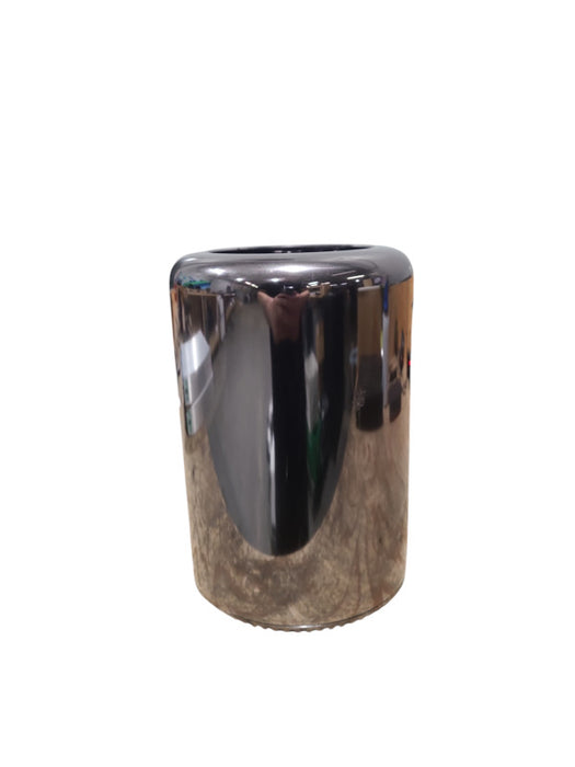 Apple Mac Pro 2013 - 16GB RAM 256GB M.2 *READ*