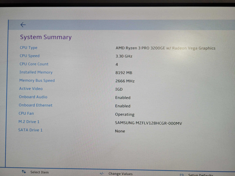 Lenovo ThinkCentre M715q | Ryzen 3 PRO 3200GE @3.20GHz 8GB RAM 256GB Nvme  !
