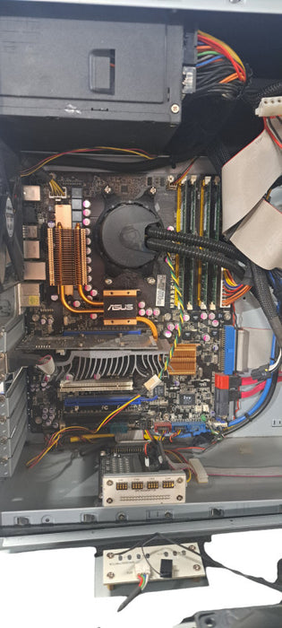 Alienware Aurora Torchbear |Phenom II X4 925|4GB PC2|GT610 GPU|No HDD
