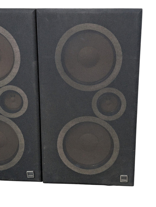 Pair of Vingtage Hitachi SS-96 8 ohm Spakers Made in Canada  -