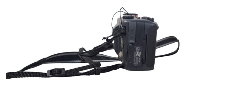Nikon COOLPIX 995 Black 3.2MP Digital Camera
