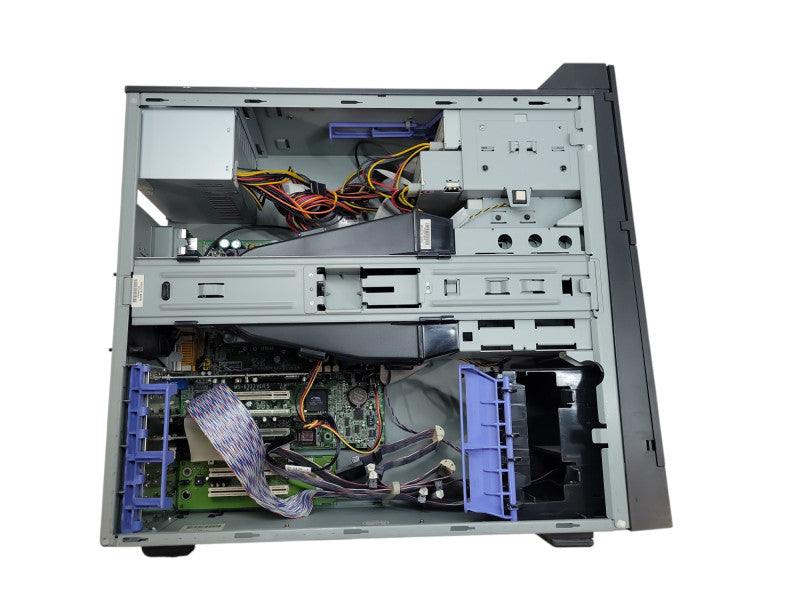 IBM xSeries 200 [847940X] - Intel Pentium III/D0 1000Mhz 1152MB RAM NO HDD %