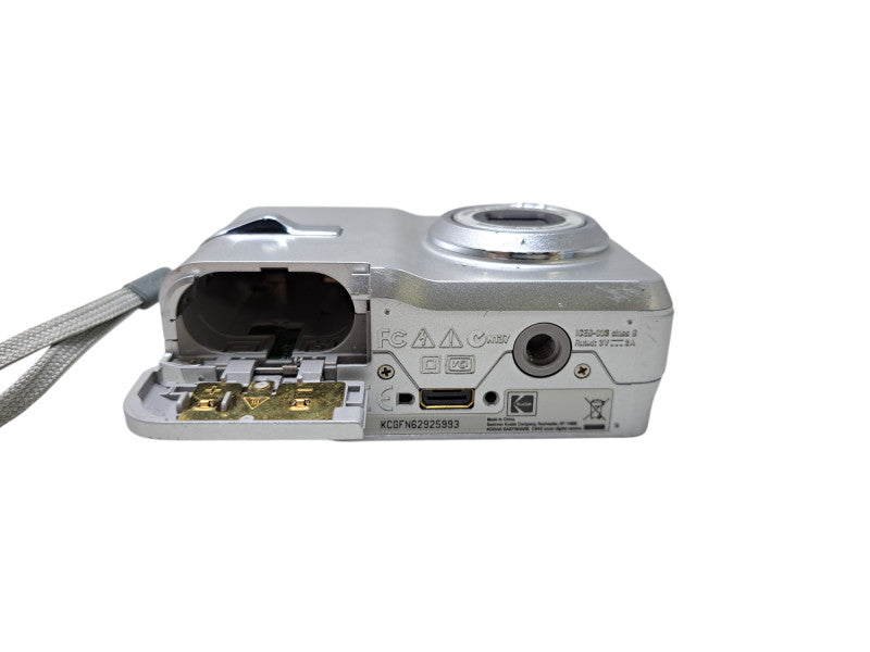 Kodak EasyShare C643 6.1MP Compact Point & Shoot Digital Camera