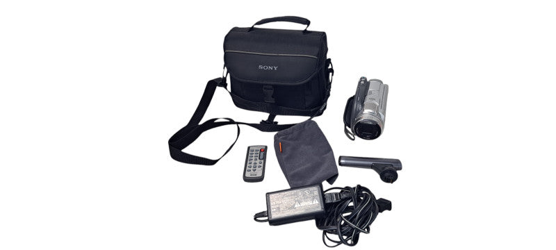 Sony HandyCam DCR-DVD505 Mini DVD Camcorder W/ Charger
