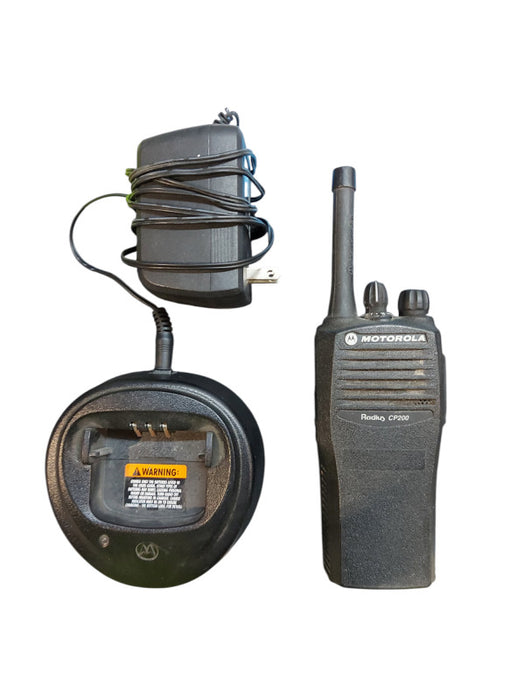 Motorola CP200 16 Ch UHF 438-470 MHz Radio AAH50RDC9AA2AN with Charger