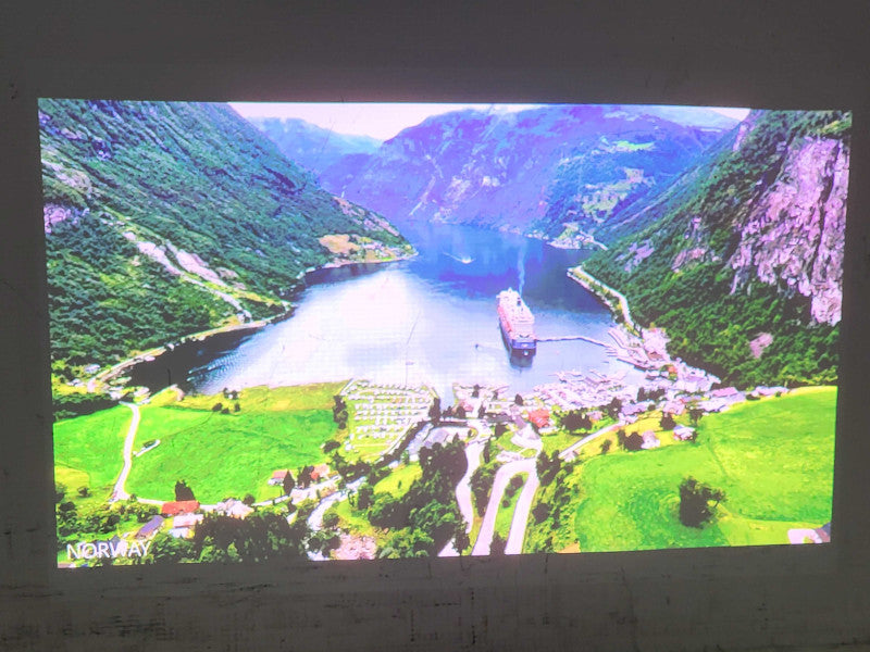 ViewSonic PLED-W500 Projector No remote LED hour: 55h $