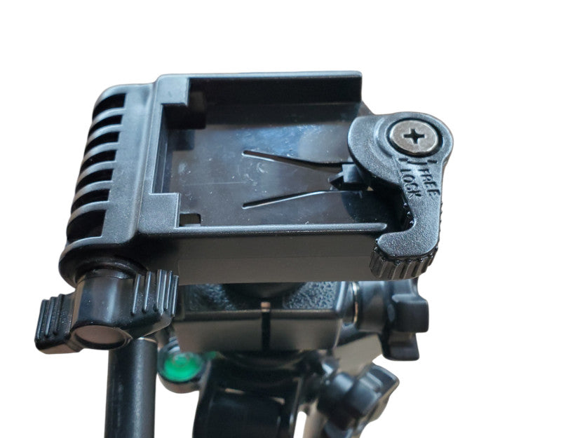 Velbon DF 40 Tripod - Missing Quick Release Plate *read*