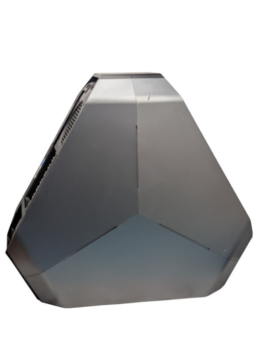 DELL Alienware Area-51 R2 Intel Core i7-5930K 32GB RAM 500GB SSD  -