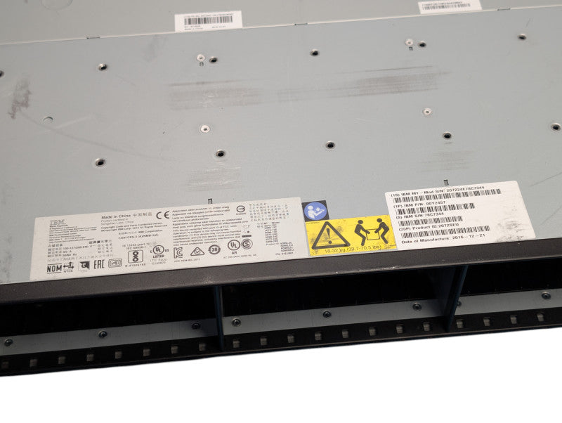 IBM Storage Array Model 00Y2457 24x 2.5" SAS Slot Expansion  -