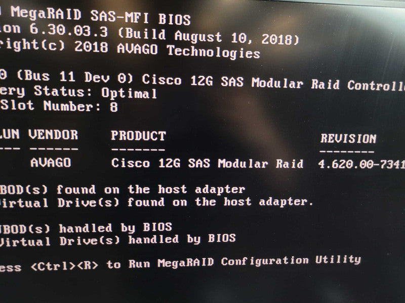 Cisco UCS C240 M4 - 2x Xeon E5-2620 v4 256GB DDR4 AVAGO 12GMR 2x1200W PSU %