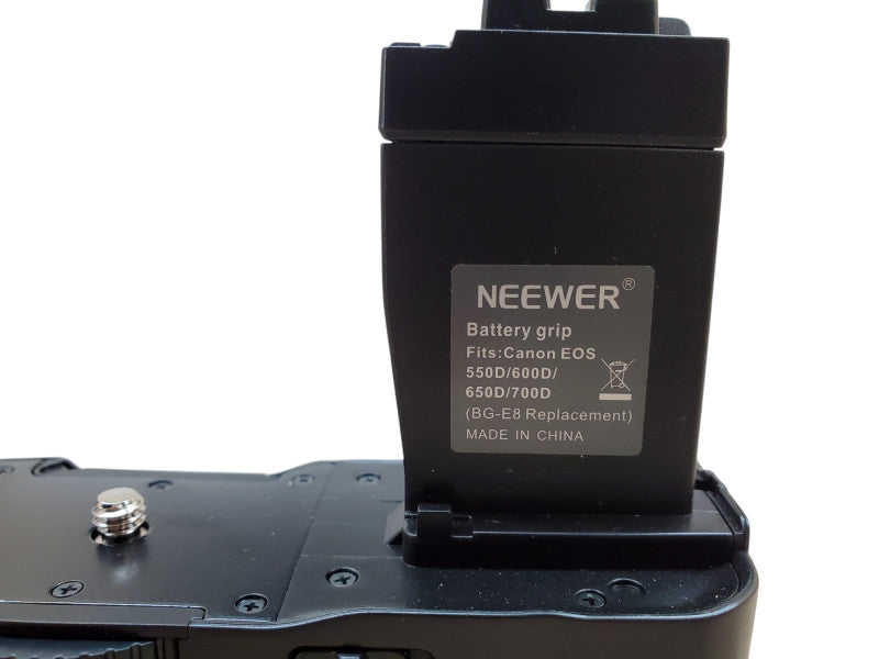 Neewer BG-E8 Battery Grip *READ*