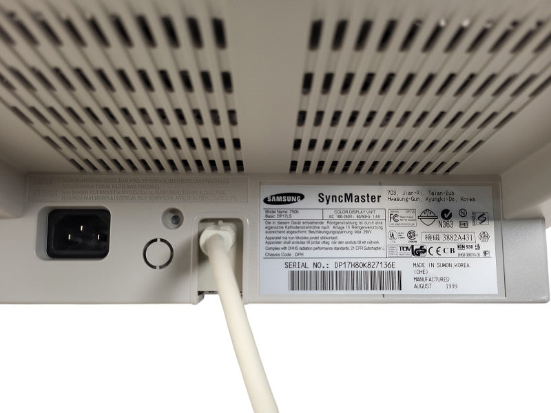 Samsung SyncMaster 750b 17" CRT Monitor Retro Open box $