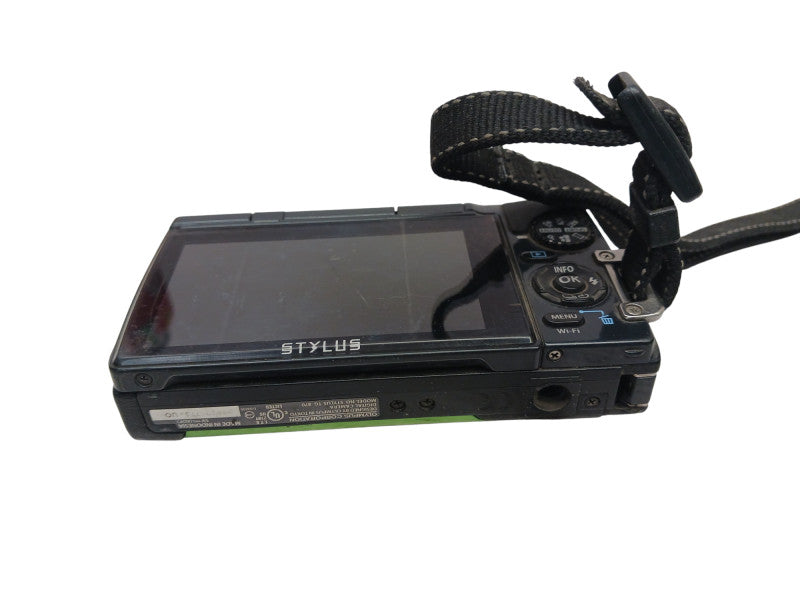 Olympus Stylus Tough TG-870 Waterproof 16MP Digital Camera READ