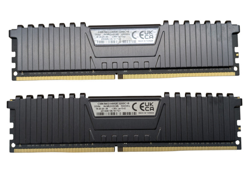 Kit 64GB DDR4 Desktop Computer Memory RAM Corsair CMK64GX4M2E3200C16 3200Mh -