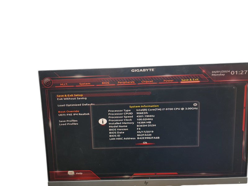 Custom PC i7 - 9700 @ 3.00GHz 16GB DDR4 Ram Qθ