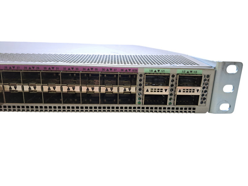 Cisco NCS-5501-SE V01 | 40x 10G SFP+ & 4x 100G QSFP28 Router w/ 2x PSU