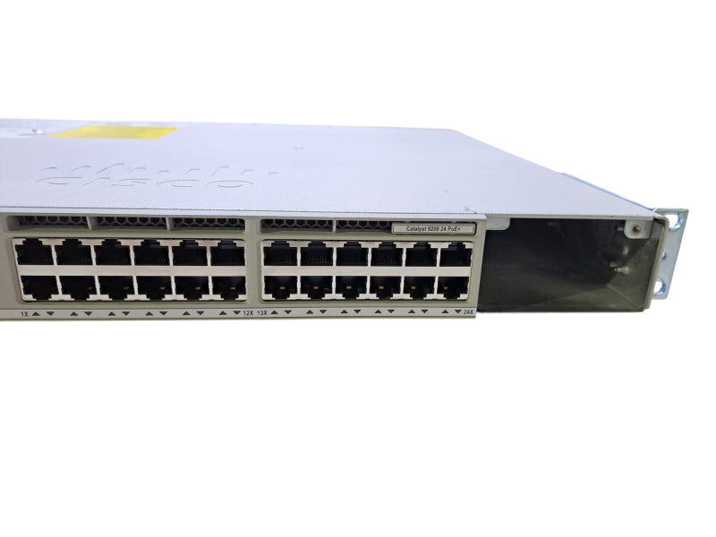 Cisco C9200-24P-E V01 | 24-Port Gigabit PoE+ Managed Switch 1x PSU *READ*