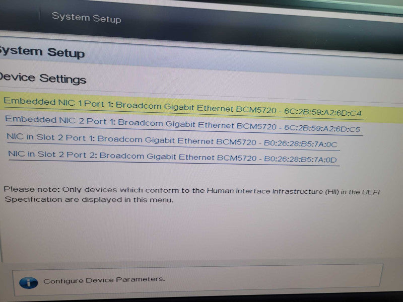 Dell OEMR XL R230 - Xeon E3-1270 v5 16GB DDR4 NO HDD 250W PSU %